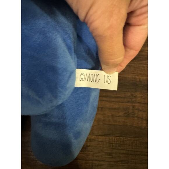 Among Us Special Edition Right Hand Man Crewmate Plush W/ Light & Sounds - Picture 3 of 5